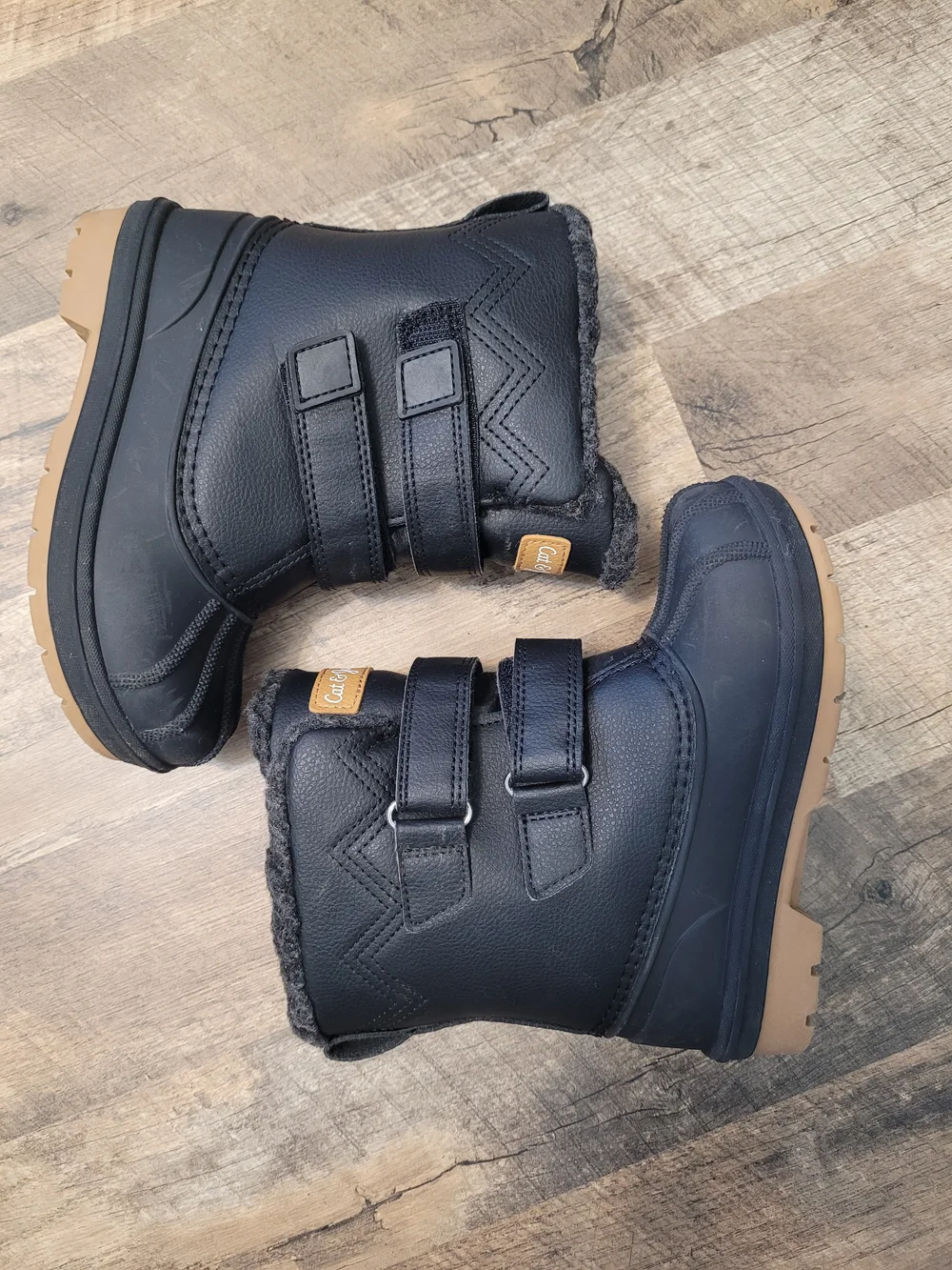 Cat & Jack Denver Black Toddler Snow Boots with Tan Gum Sole